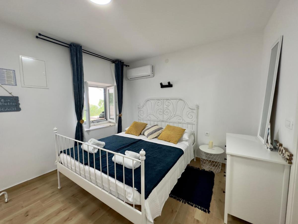 Matek Family & Studio Apartment Rovanjska Exteriér fotografie