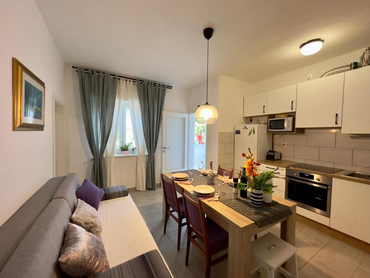 Matek Family & Studio Apartment Rovanjska Exteriér fotografie